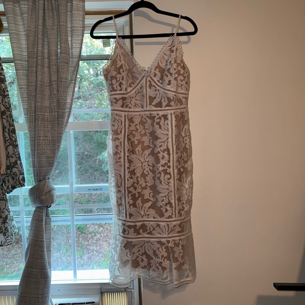 Lulu's White Lace Midi Dress